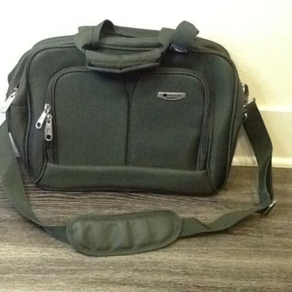 Delsey Other - Delsey Carry On Overnight Pilot Bag- Laptop Bag